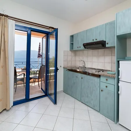 Apartment Natassa *